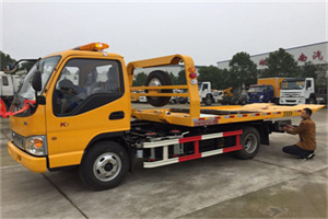 东河哪里有拖车服务